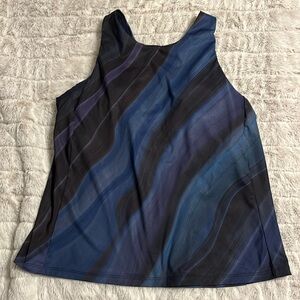 Swirl print built in bra athletic top